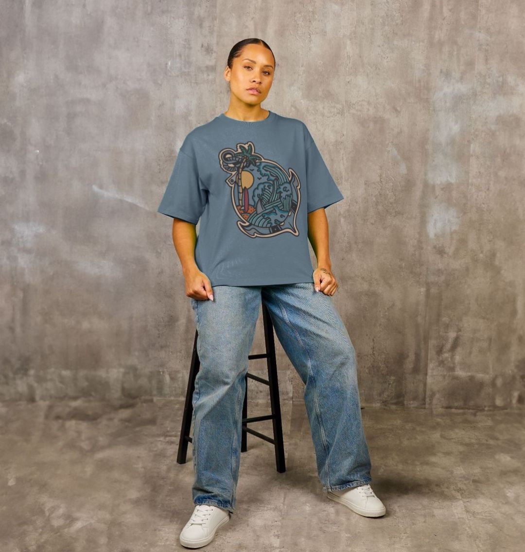 Beach world Oversized Tee - Women’s - Primavera Marketplace - Primavera Marketplace - 79729611